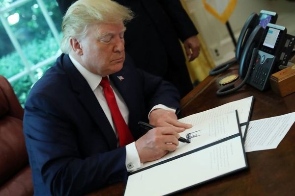 تعرفه بر کالاهای کره جنوبی به دستور ترامپ به ۲۵ درصد افزایش یافت