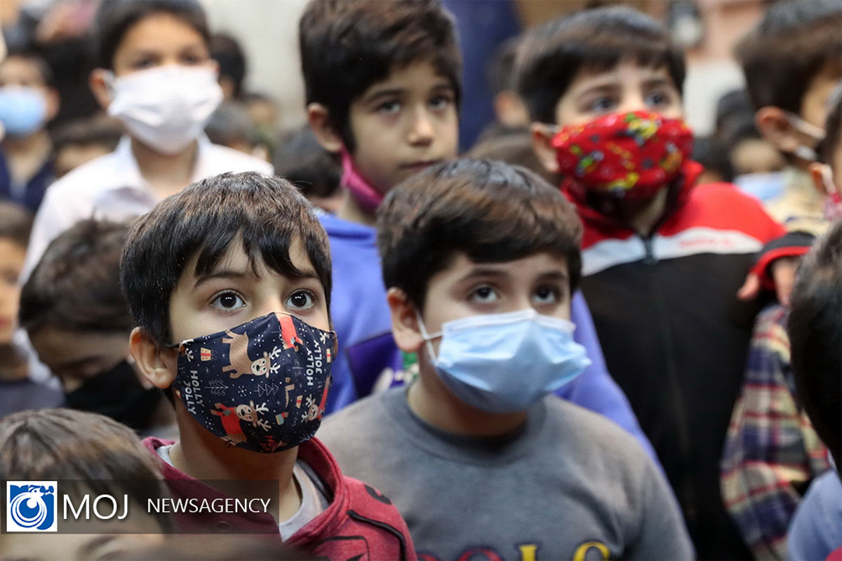 حضور مخبر در مدرسه کودکان کار محله امامزاده یحیی 