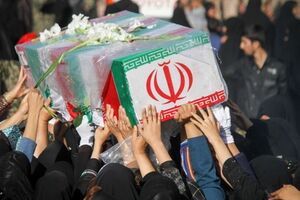 پیکر شهید تازه تفحص شده در کاشان تشییع شد