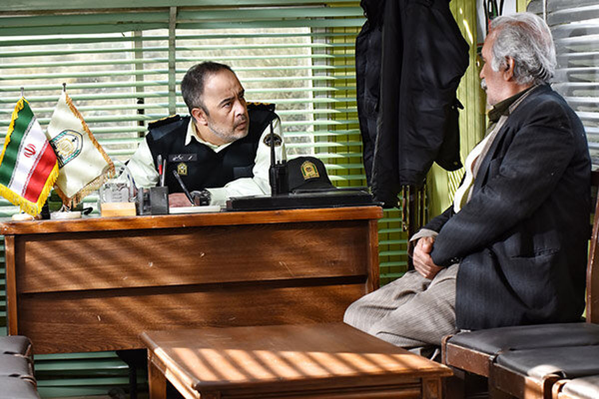 علی ابوالحسنی نون خ