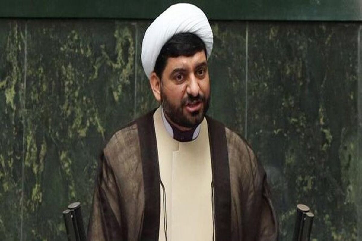 احد آزادی خواه