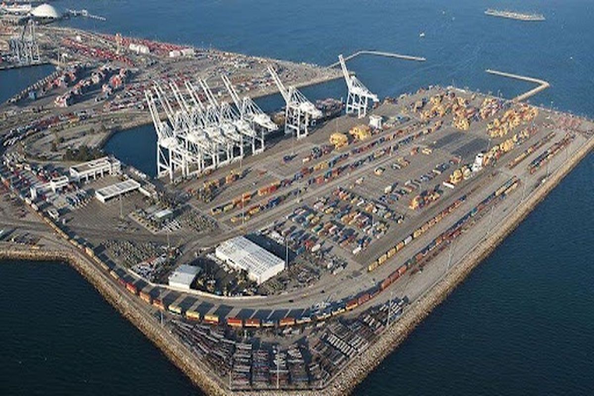 بندر شهید رجایی