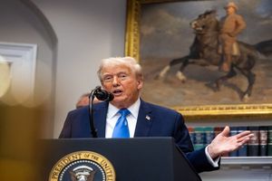 هشدار لندن به ترامپ درباره به‌رسمیت‌شناختن شهرک‌های کرانه باختری