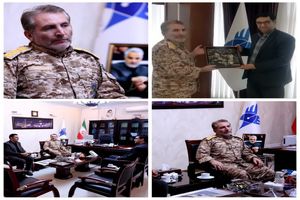 اهدای لوح تقدیر مدیرکل حفظ آثار و نشر ارزش‌های دفاع مقدس استان به سرپرست دانشگاه آزاد اسلامی استان قزوین