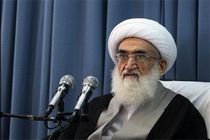 انقلاب اسلامی با استفاده از بازوی قدرتمند سپاه به جنگ با استکبار ادامه می‌دهد