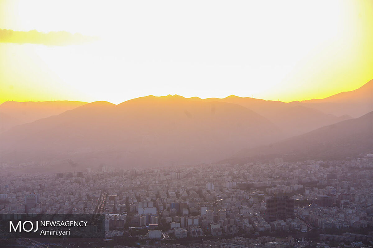 شهر تهران از فراز برج میلاد/کیفیت هوای تهران