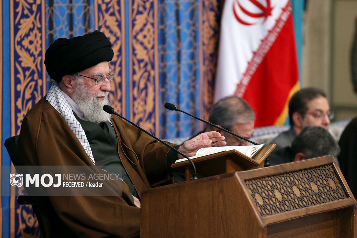 دیدار شرکت کنندگان در چهل و یکمین دوره مسابقات بین‌المللی قرآن با رهبر انقلاب اسلامی
