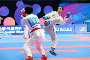 امیررضا مسلمان و محمد عبداللهی به فینال کاراته آسیا رسیدند