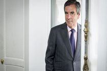 فرانسوا فیون: اولاند فاقد اقتدار است