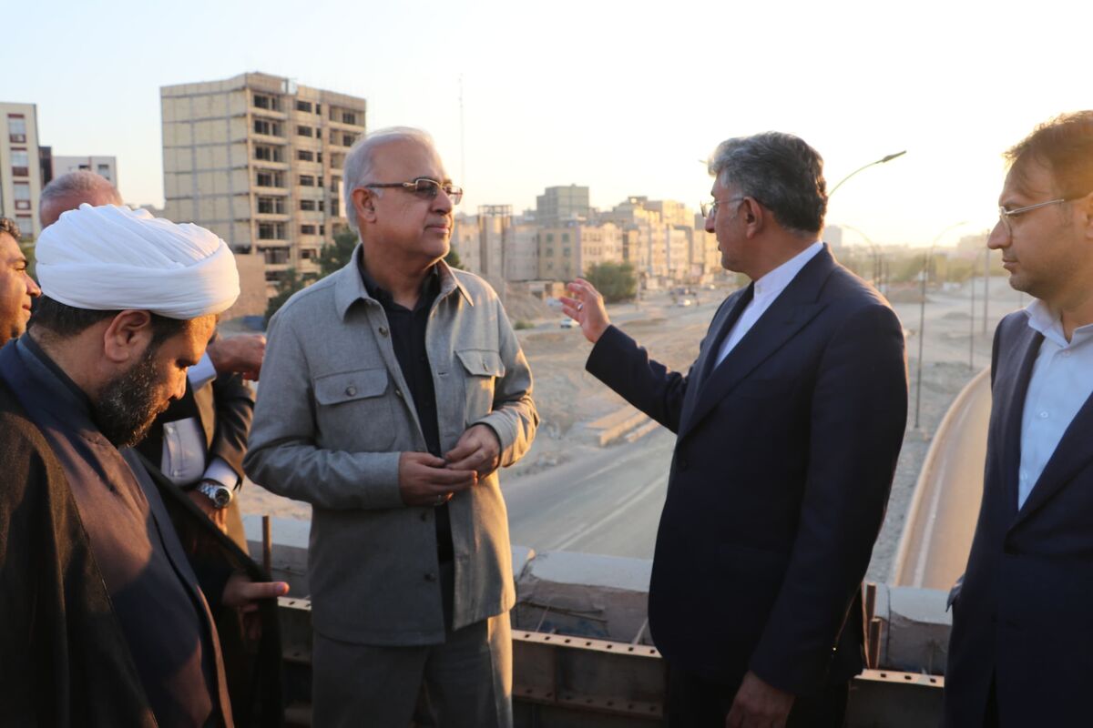 بازدید از پل مهرگان