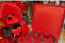 ولنتاین بهانه‌ای گران برای اینکه بگوییم " دوستت دارم"!