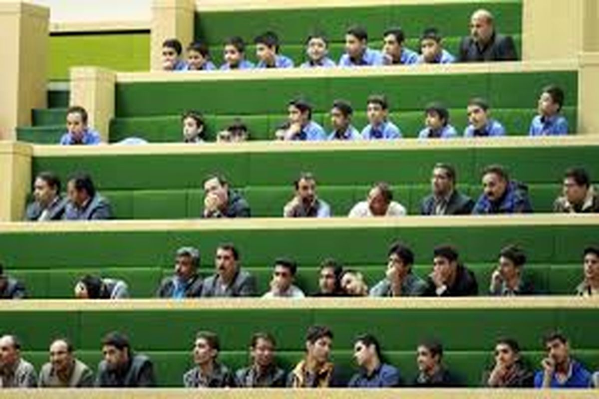 مهمانان مجلس