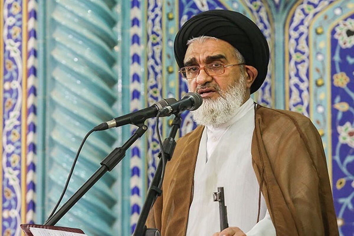 امام جمعه قم