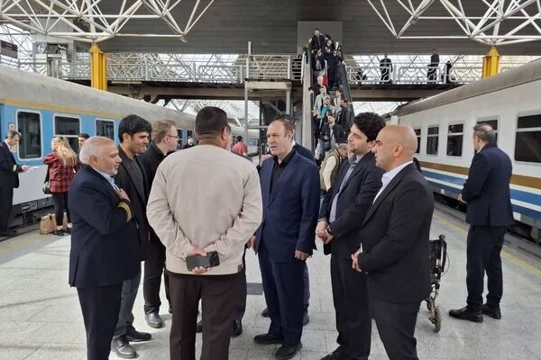 فرماندار تهران از خدمات حداکثری حمل‌ونقل ریلی در شرایط جنگی خبر داد