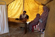 بیمارستان صحرائی شهدای فین خدمات تخصصی درمانی خود را آغاز کرد