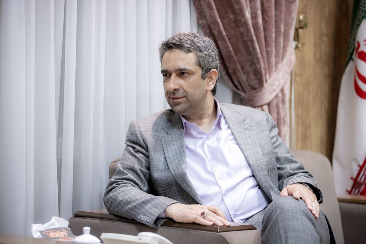 معاون ارتباطات دفتر رئیس جمهور