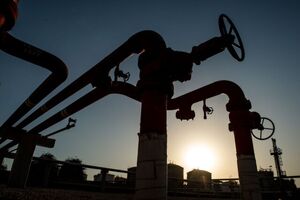 بهره برداری از ۳ خط لوله مهم انتقال فرآورده کشور با حضور وزیر نفت
