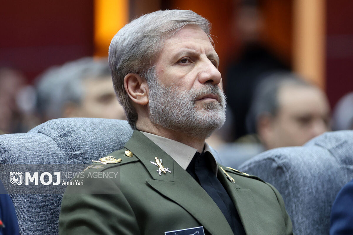 امیر حاتمی + فرمانده کل ارتش