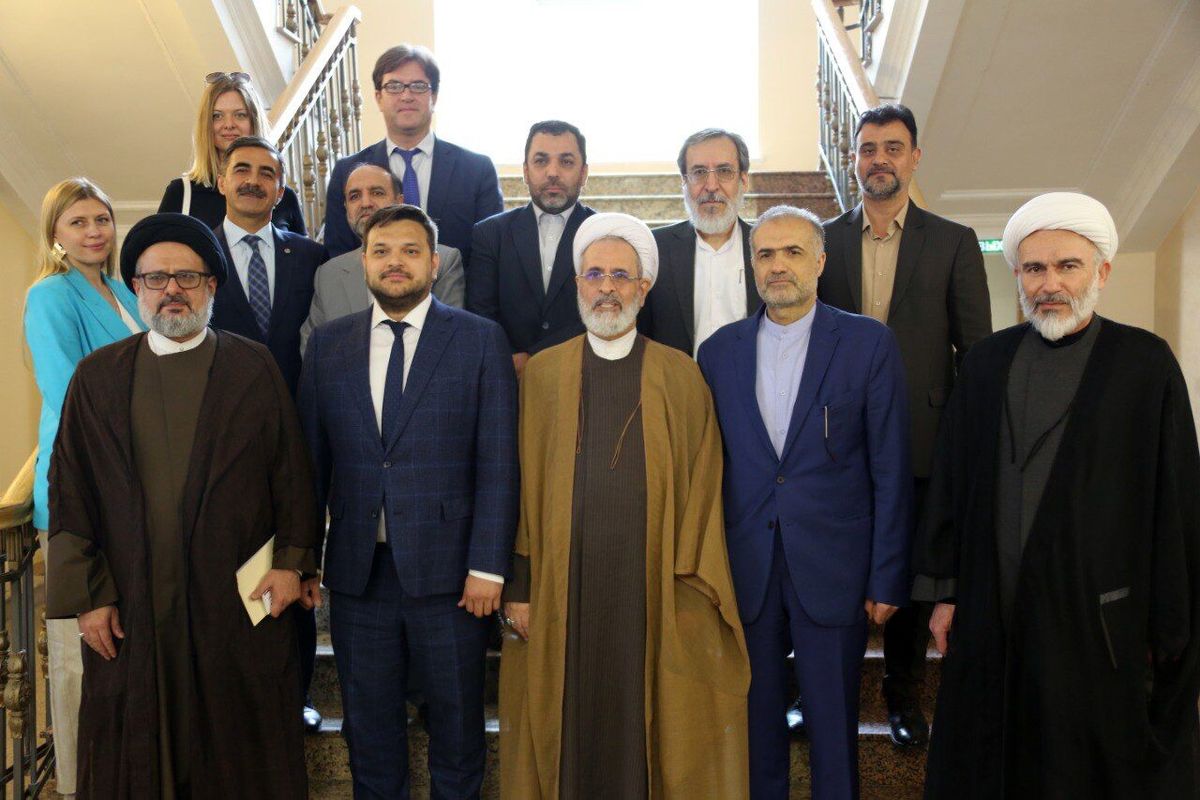 آیت الله اعرافی در روسیه