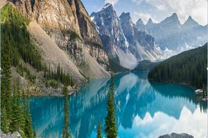 هزینه بلیط کانادا  چقدر است؟