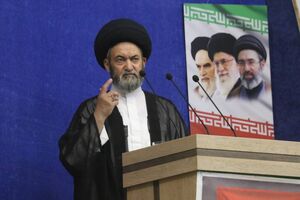 تأکید امام جمعه اردبیل بر کارآمدی دولت و هشدار به نمایندگان درباره استخدام اطرافیان