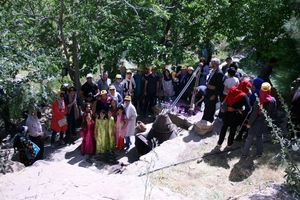 اولین جشن گلاب‌گیری اورامانات برگزار شد