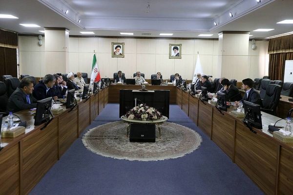 «احکام برنامه هفتم توسعه با تاکید بر سیاست های کلی اصل ۴۴ قانون اساسی» در کمیسیون اقتصادی مجمع بررسی شد