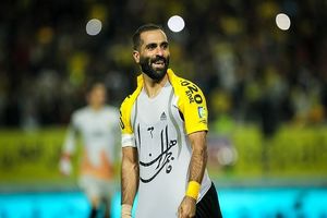 مهدی کیانی با تیم فوتبال سپاهان به توافق رسید