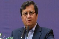 امروز نسبت به یک سال پیش، پول ملی 40 درصد تقویت شده است