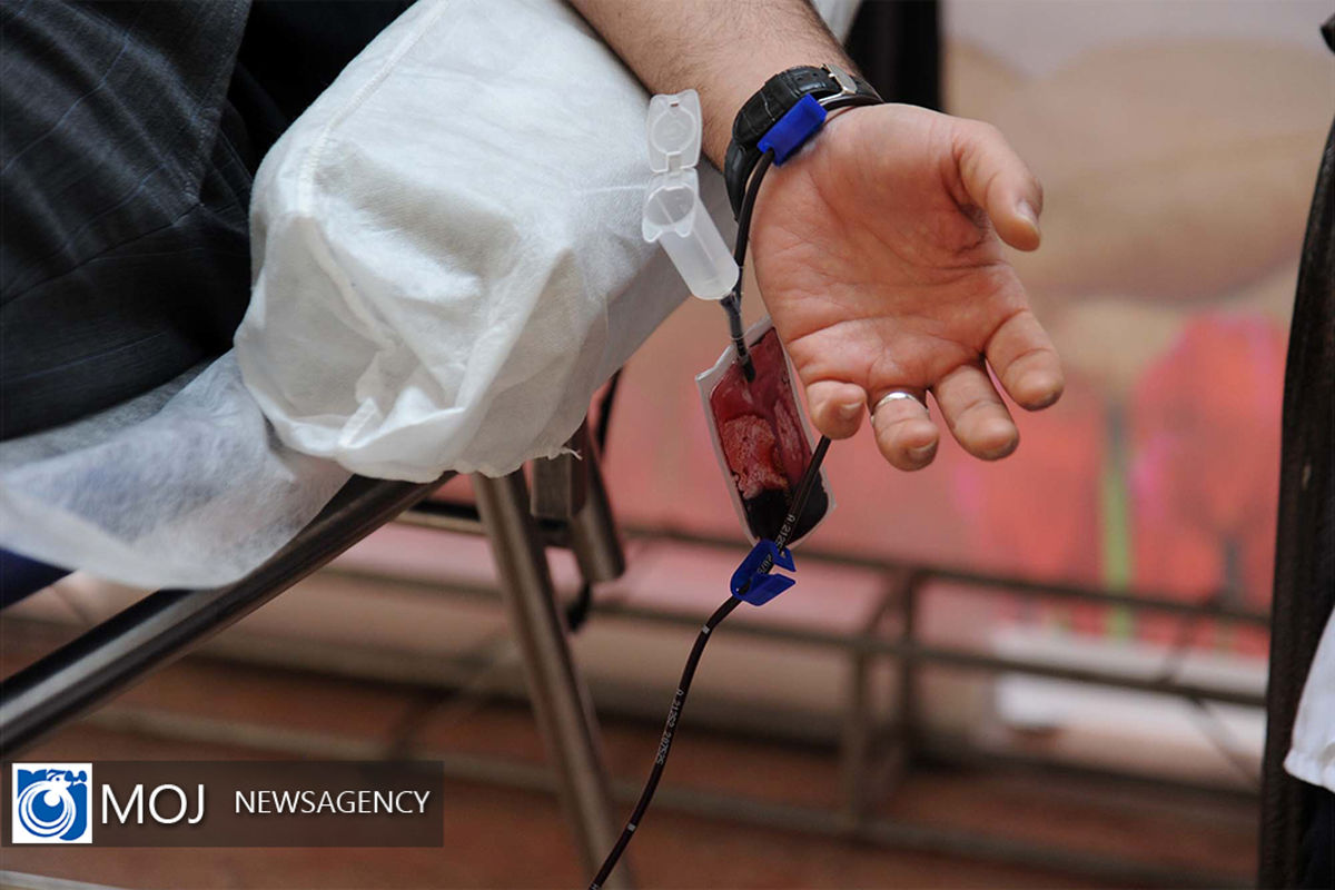 اهدای خون به نیابت از سردار دل ها حاج قاسم سلیمانی 