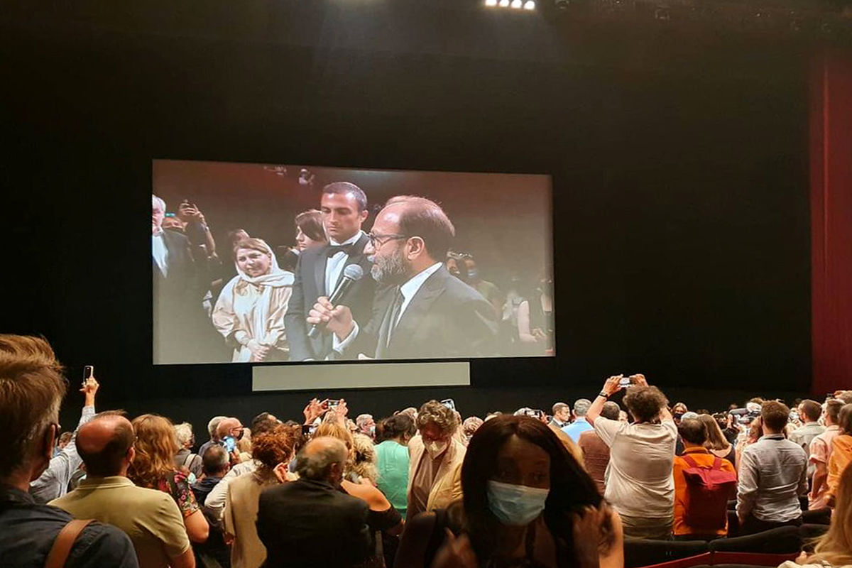 اولین اکران فیلم سینمایی قهرمان در کن و اظهارات اصغر فرهادی