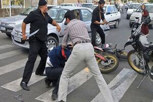 قمه‌کشان خیابان پیروزی با گلوله پلیس متوقف شدند + فیلم