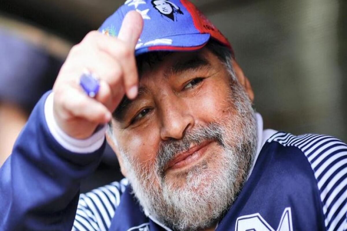 دیگو آرماندو مارادونا