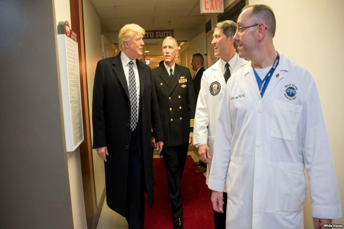 ترامپ و پزشک کاخ سفید