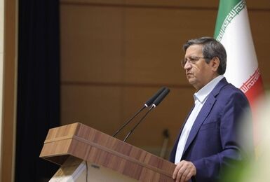 رئیس کل بانک مرکزی از رشد سالانه نقدینگی در آستانه برگشت به کانال ۴۰ درصدی خبر داد