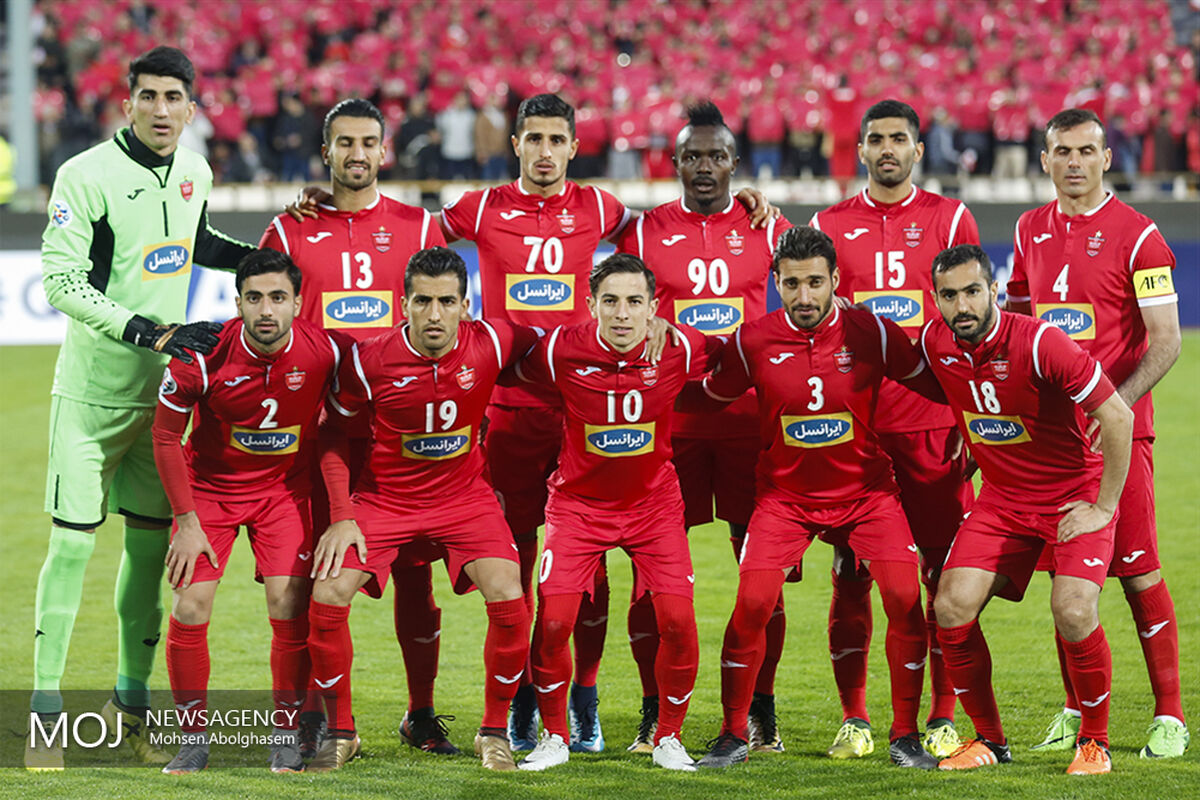 دیدار تیم های فوتبال پرسپولیس ایران و نسف قارشی ازبکستان