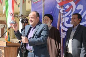  دانش‌آموزان نجف آبادی به رشادت شهدا و رزمندگان این شهر ببالند