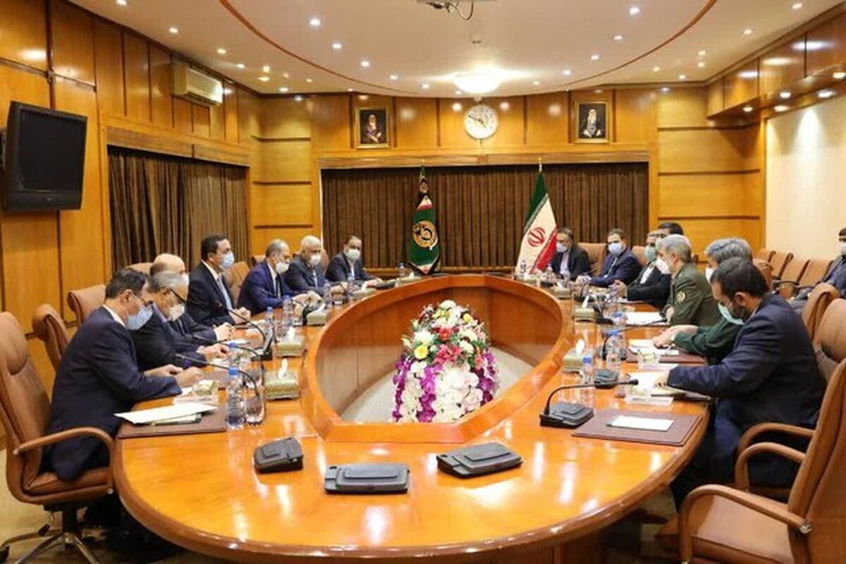 امیر حاتمی