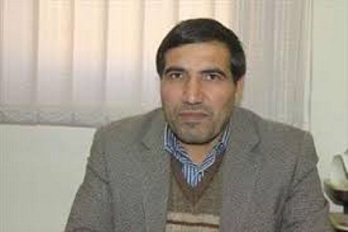 نیکروز  دبیر همایش ملی ادبی دانشگاه یاسوج