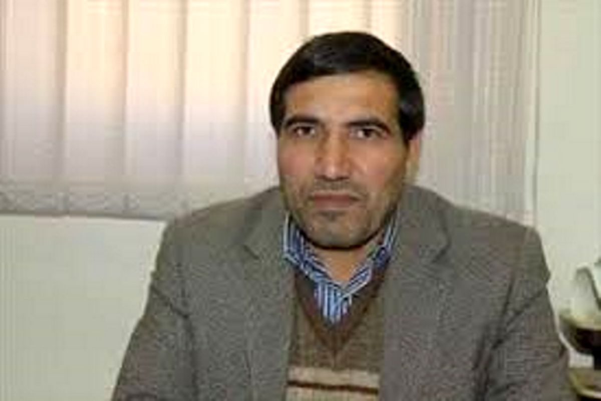 نیکروز  دبیر همایش ملی ادبی دانشگاه یاسوج