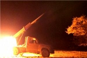 حمله موشکی یمن به مواضع شبه نظامیان سعودی در تعز