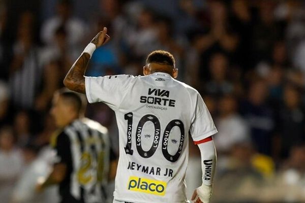 نیمار تا ۲۰۲۶ در سانتوس ماندنی شد