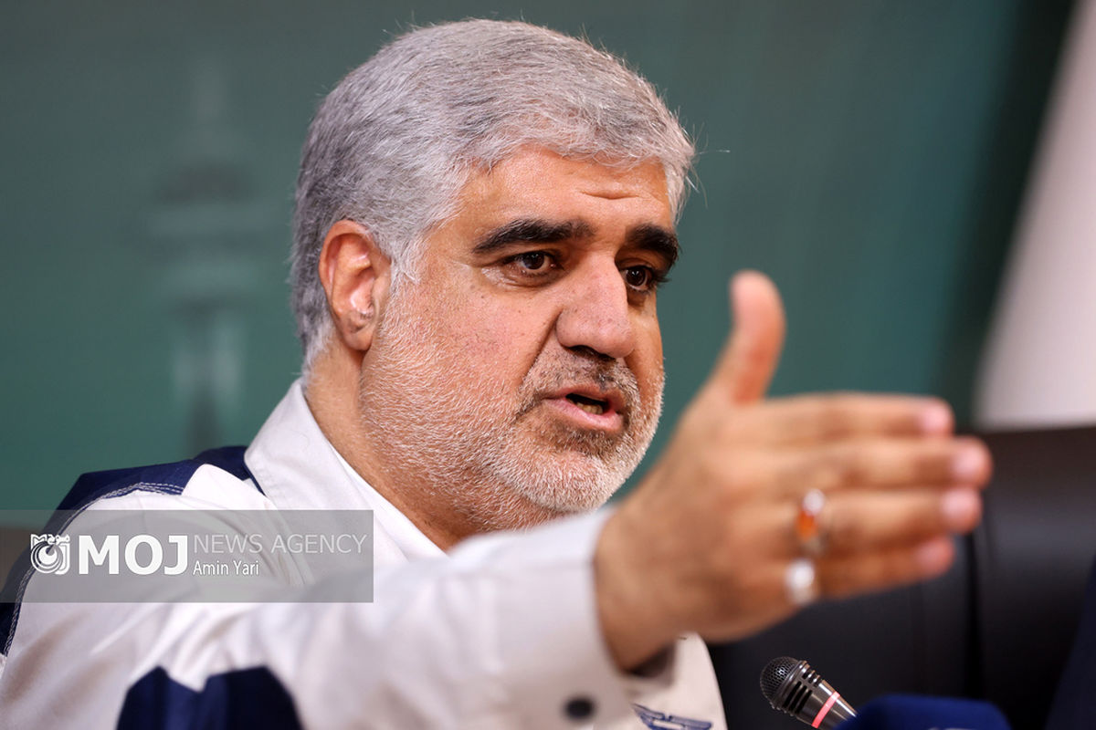 نشست خبری سخنگوی شهرداری تهران و مدیرعامل شرکت واحد اتوبوسرانی