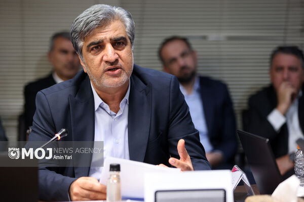 وام بازنشستگان ۶۰ میلیون تومان شد