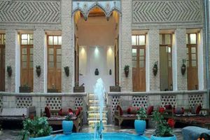 تبدیل عمارت تاریخی محسنی به اقامتگاه بوم گردی