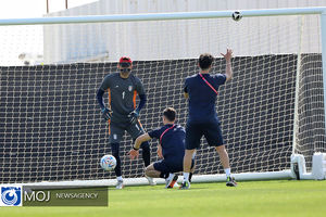 گریه هواداران ایرانی هنگام پخش سرود ملی +فیلم