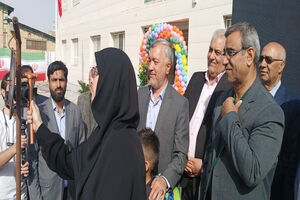 معاون وزیر زنگ بازگشایی مدارس عشایر کشور را در تایباد نواخت