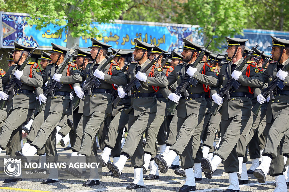 رژه روز ارتش