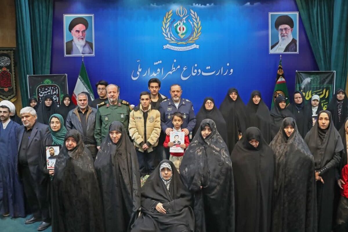 وزیر دفاع