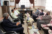 سرپرست شهرداری منطقه پنج قم با مسئولان کلانتری‌ها و پلیس راهور منطقه دیدار کرد